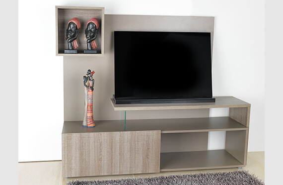 20--TABLE-TV-GREGE